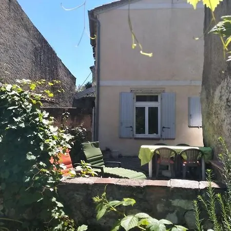 Chineur, A Deux Pas Du Centre Historique Et Commerces D Auvillar